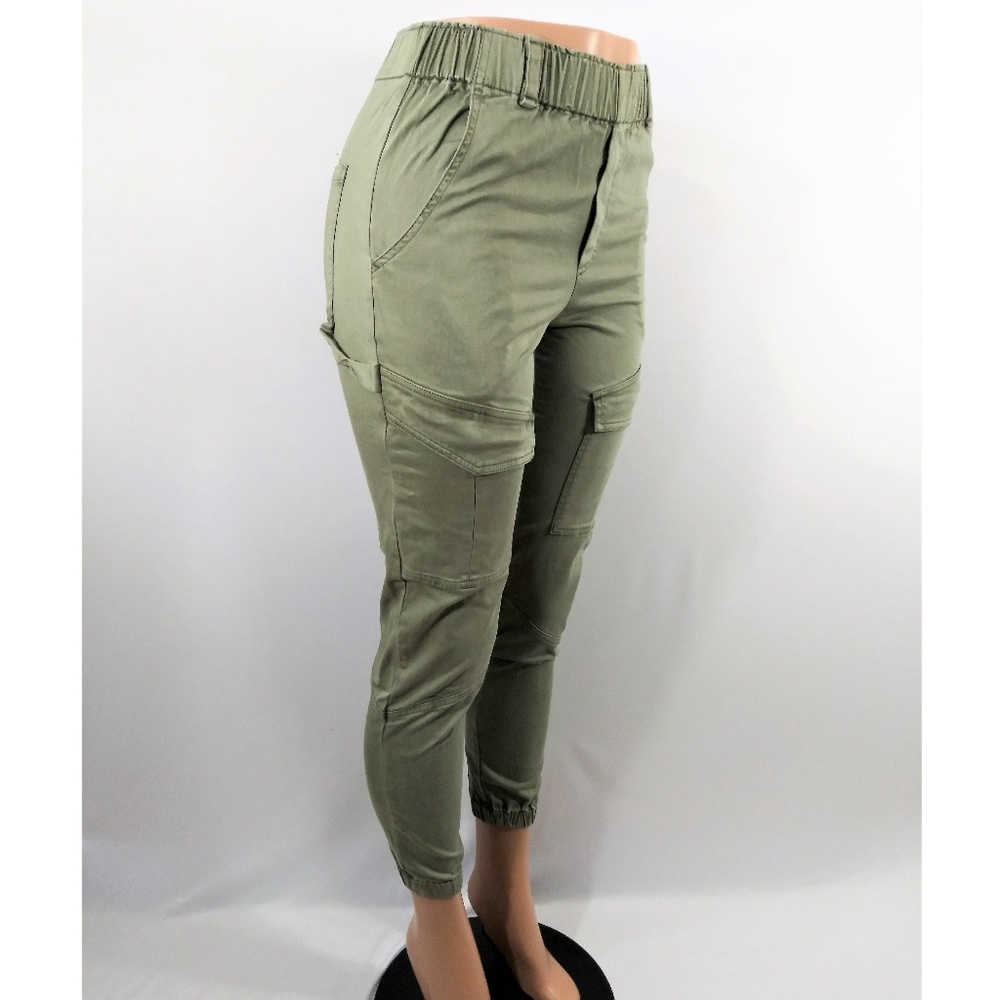 NWOT Young Fabulous & Broke Green CARGO PANTSwith Elastic Waist and Tapered Legs